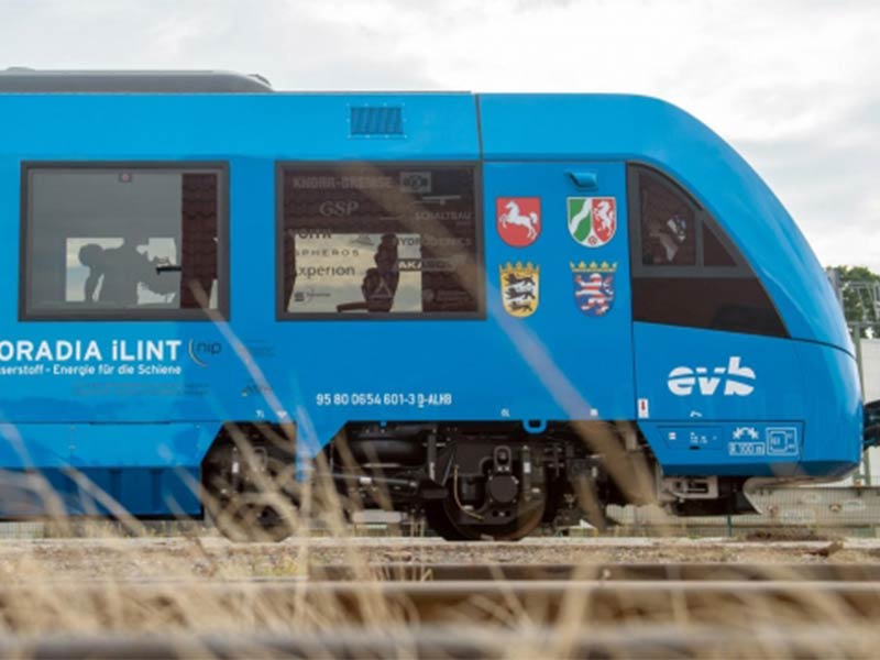 ألمانيا تطلق أول قطار يعمل بالهيدروجين في العالم